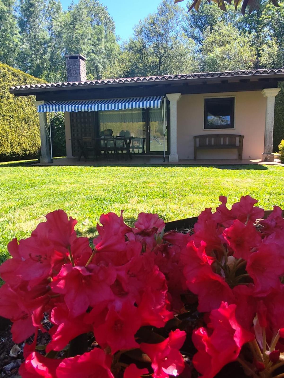 Finca O Loureiro Ames Exterior photo
