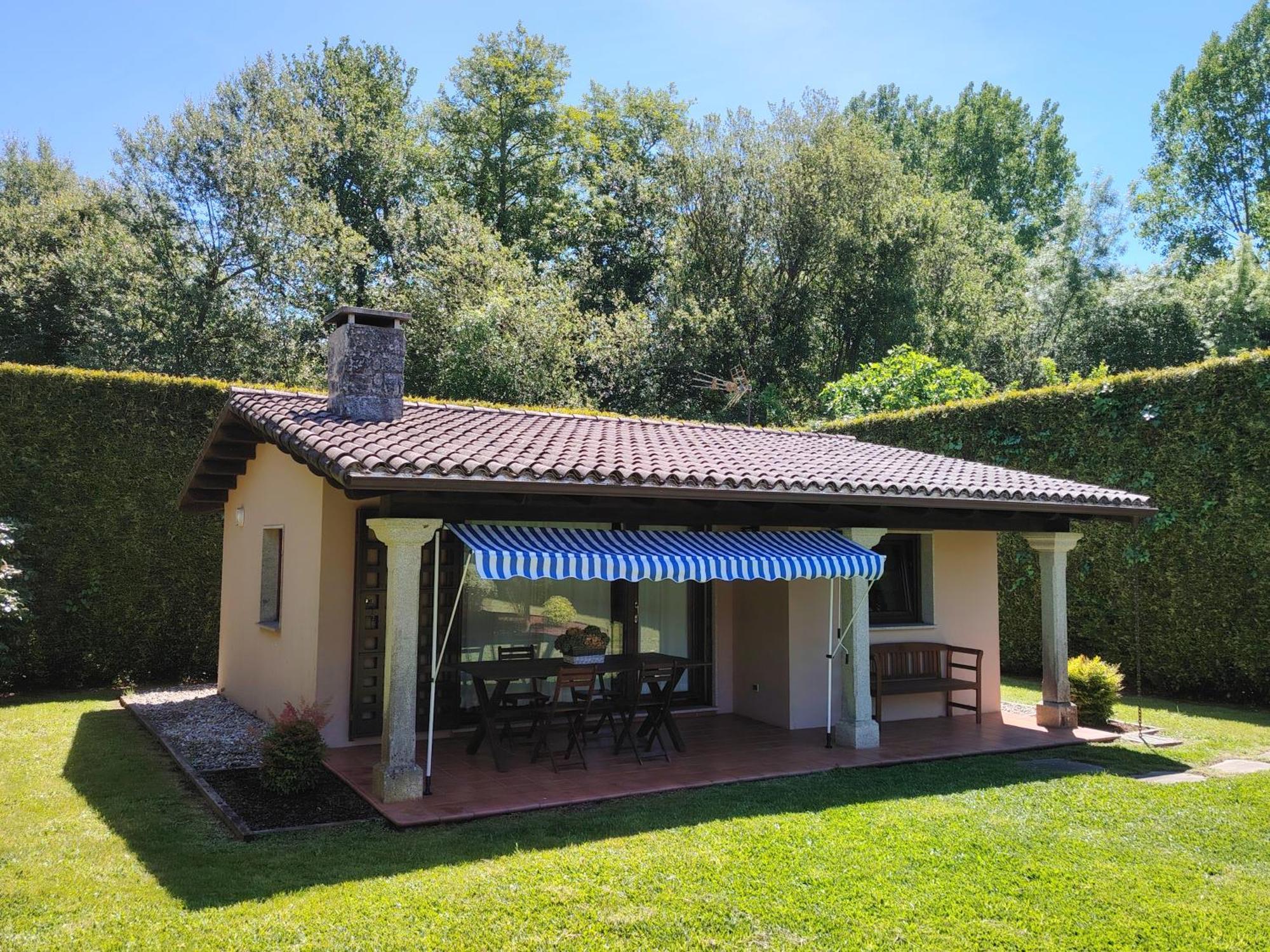 Finca O Loureiro Ames Exterior photo